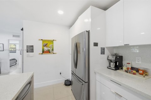 Villa ou maison à vendre à Pompano Beach, Floride: 3 chambres, 117.8 m2 № 1988607 - photo 18