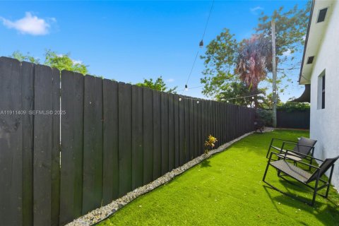 Villa ou maison à vendre à Pompano Beach, Floride: 3 chambres, 117.8 m2 № 1988607 - photo 27