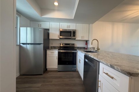 Condominio en alquiler en Punta Gorda, Florida, 2 dormitorios, 82.31 m2 № 2230196 - foto 6