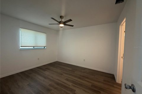 Condominio en alquiler en Punta Gorda, Florida, 2 dormitorios, 82.31 m2 № 2230196 - foto 15