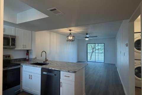 Condominio en alquiler en Punta Gorda, Florida, 2 dormitorios, 82.31 m2 № 2230196 - foto 4