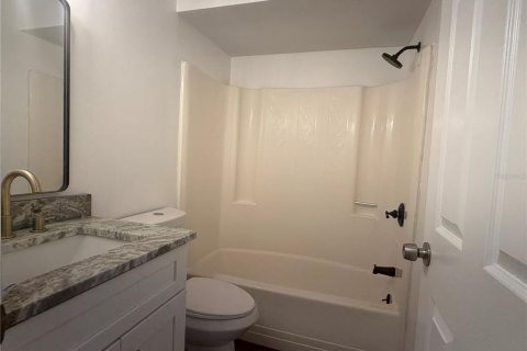 Condominio en alquiler en Punta Gorda, Florida, 2 dormitorios, 82.31 m2 № 2230196 - foto 16