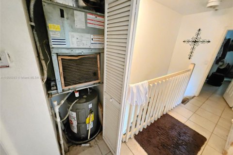 Townhouse in Riviera Beach, Florida 3 bedrooms, 122.45 sq.m. № 1978748 - photo 27