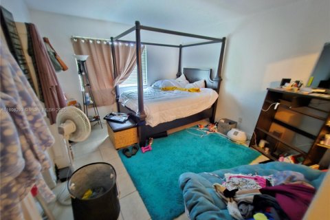 Townhouse in Riviera Beach, Florida 3 bedrooms, 122.45 sq.m. № 1978748 - photo 14