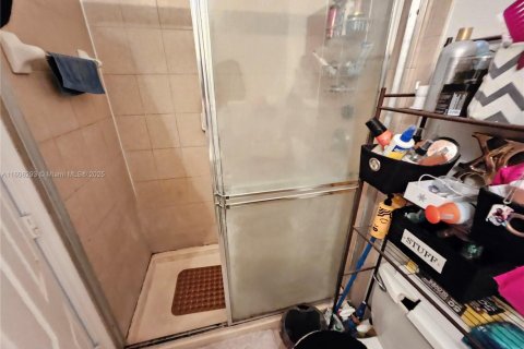 Townhouse in Riviera Beach, Florida 3 bedrooms, 122.45 sq.m. № 1978748 - photo 19