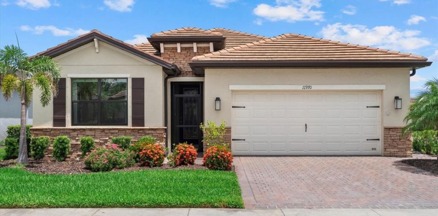 House in Venice, Florida 4 bedrooms, 189.33 sq.m. № 1797231