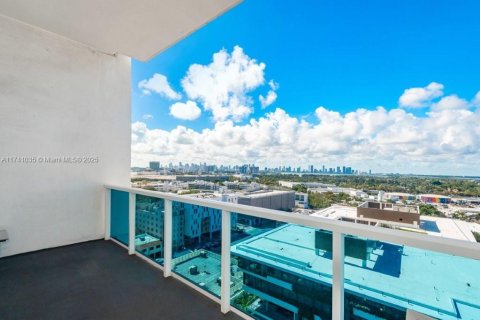 Condominio en alquiler en Miami Beach, Florida, 55.74 m2 № 1492974 - foto 23