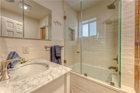 House in Fort Lauderdale, Florida 4 bedrooms, 256.97 sq.m. № 2253118 - photo 26