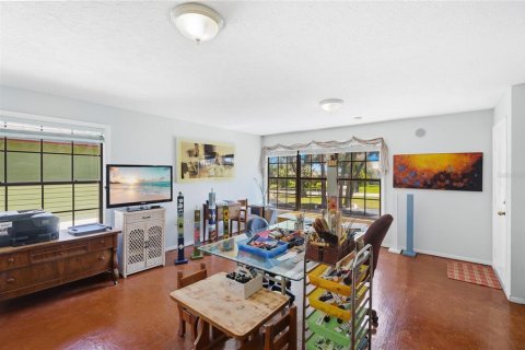 House in Bradenton, Florida 4 bedrooms, 204.57 sq.m. № 2094151 - photo 9