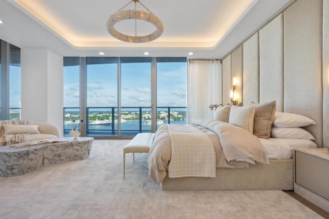 Condo in West Palm Beach, Florida, 3 bedrooms  № 2081770 - photo 6