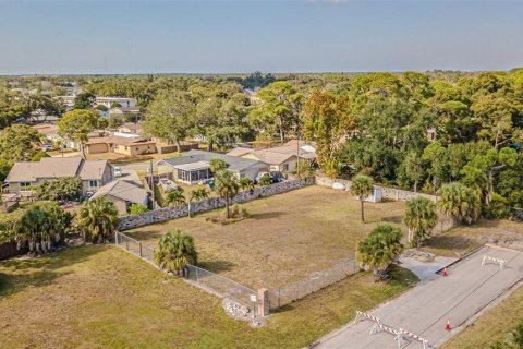 Land in Seminole, Florida № 2110967 - photo 2
