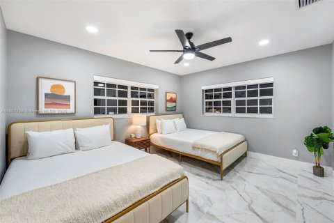 Villa ou maison à louer à Fort Lauderdale, Floride: 4 chambres, 293.39 m2 № 1933116 - photo 16