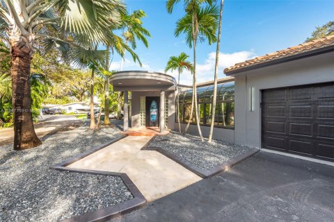 Villa ou maison à louer à Fort Lauderdale, Floride: 4 chambres, 293.39 m2 № 1933116 - photo 26