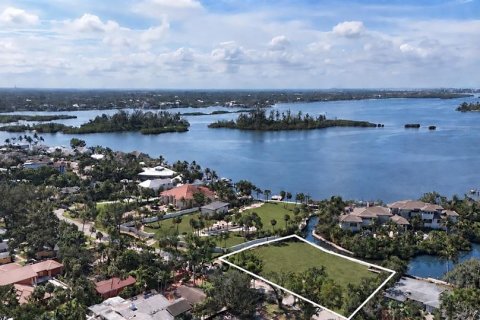 Villa ou maison à vendre à Sarasota, Floride: 5 chambres, 404.4 m2 № 2411704 - photo 5