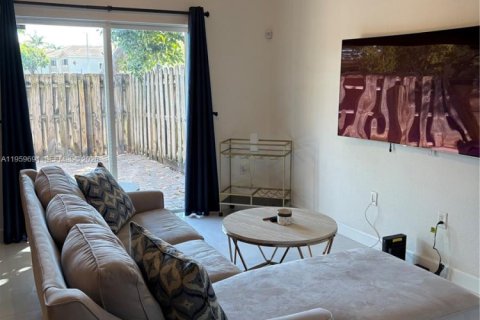 Adosado en alquiler en Cutler Bay, Florida, 3 dormitorios, 141.77 m2 № 2019963 - foto 10