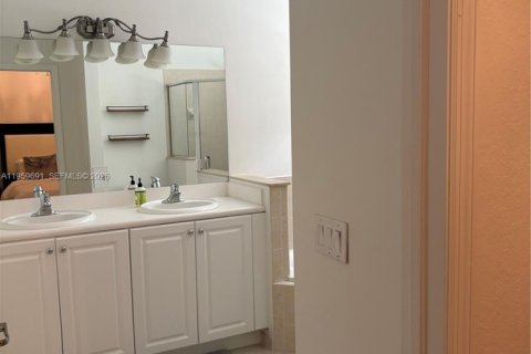 Adosado en alquiler en Cutler Bay, Florida, 3 dormitorios, 141.77 m2 № 2019963 - foto 22