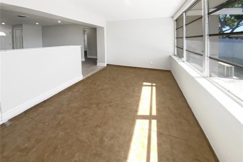 Casa en venta en Largo, Florida, 3 dormitorios, 168.52 m2 № 1637570 - foto 29
