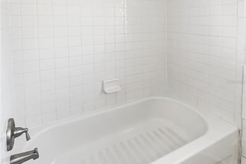 Casa en venta en Largo, Florida, 3 dormitorios, 168.52 m2 № 1637570 - foto 23