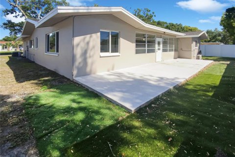 Casa en venta en Largo, Florida, 3 dormitorios, 168.52 m2 № 1637570 - foto 30