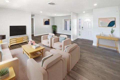 Casa en venta en Largo, Florida, 3 dormitorios, 168.52 m2 № 1637570 - foto 2