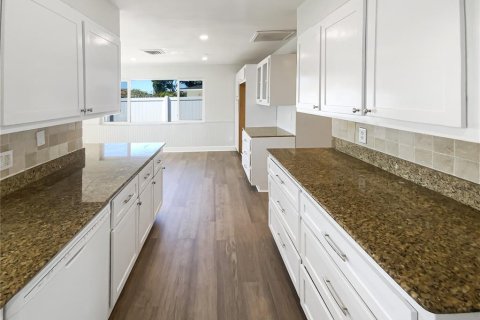Casa en venta en Largo, Florida, 3 dormitorios, 168.52 m2 № 1637570 - foto 19