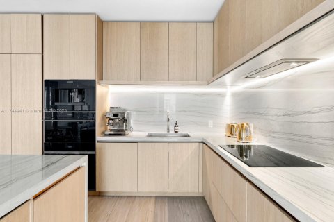 Copropriété à louer à Miami Beach, Floride: 2 chambres, 141.4 m2 № 1691399 - photo 8