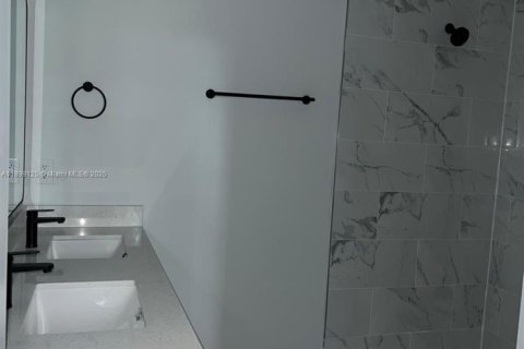 Casa en alquiler en Port Charlotte, Florida, 4 dormitorios, 149.29 m2 № 1951367 - foto 6