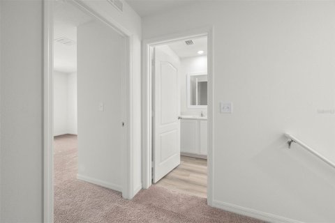 Casa en venta en Astatula, Florida, 4 dormitorios, 191.29 m2 № 2221864 - foto 10