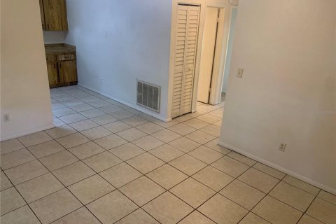 Apartment in Palm Harbor, Florida 2 bedrooms, 74.32 sq.m. № 2231828 - photo 3