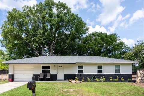 House in Ocala, Florida 3 bedrooms, 112.88 sq.m. № 1816893 - photo 1