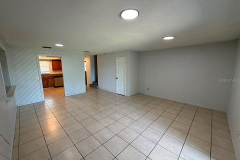 Touwnhouse à louer à Orlando, Floride: 3 chambres, 116.31 m2 № 2156405 - photo 16