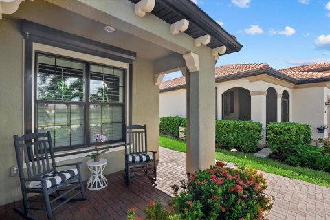 House in Venice, Florida 2 bedrooms, 177.16 sq.m. № 1904996 - photo 7