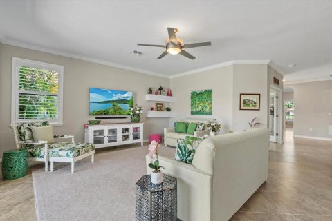 House in Venice, Florida 2 bedrooms, 177.16 sq.m. № 1904996 - photo 11