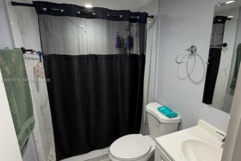 Condominio en venta en Miami, Florida, 2 dormitorios, 81.38 m2 № 2076413 - foto 4