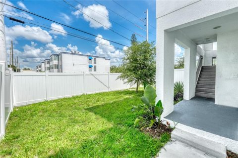 Villa ou maison à louer à Saint Petersburg, Floride: 3 chambres, 144.93 m2 № 1822335 - photo 3