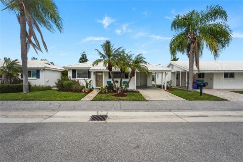 Copropriété à vendre à Longboat Key, Floride: 2 chambres, 126.07 m2 № 2408991 - photo 14