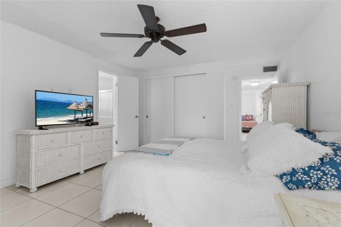 Copropriété à vendre à Longboat Key, Floride: 2 chambres, 126.07 m2 № 2408991 - photo 28
