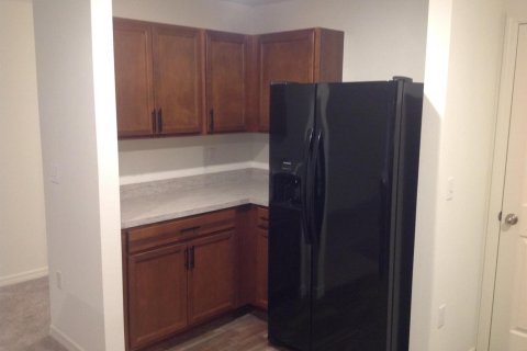 House in Port St. Lucie, Florida 4 bedrooms, 166.85 sq.m. № 2387181 - photo 4