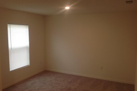 House in Port St. Lucie, Florida 4 bedrooms, 166.85 sq.m. № 2387181 - photo 7