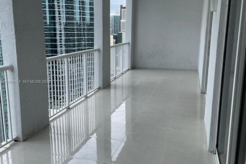 Apartamento en alquiler en Miami, Florida, 2 dormitorios, 87.51 m2 № 2055423 - foto 12
