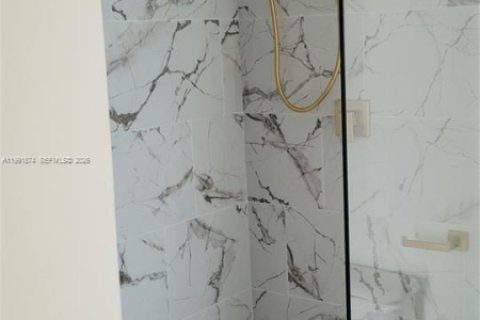 Appartement à louer à Miami, Floride: 2 chambres, 87.51 m2 № 2055423 - photo 20