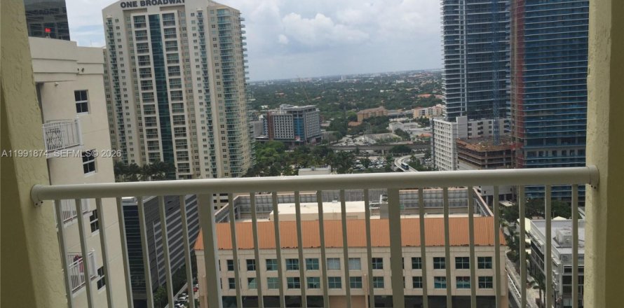 Apartamento en Miami, Florida 2 dormitorios, 87.51 m2 № 2055423
