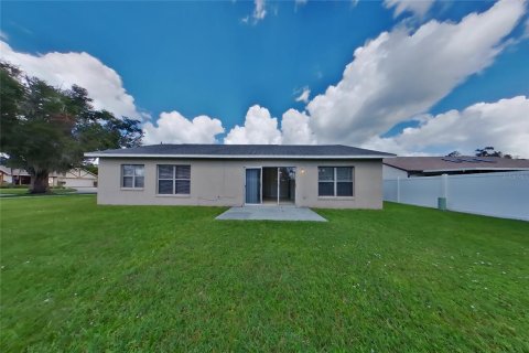 Villa ou maison à louer à Orlando, Floride: 3 chambres, 114.64 m2 № 2427575 - photo 16