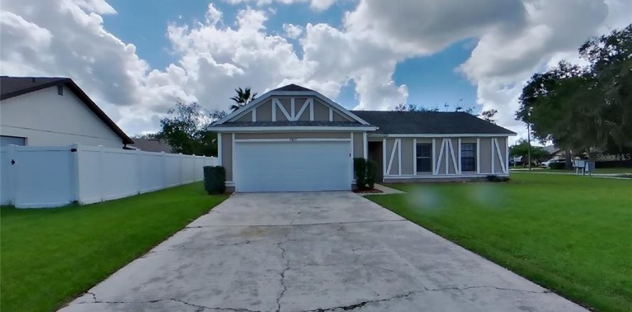Villa ou maison à Orlando, Floride 3 chambres, 114.64 m2 № 2427575