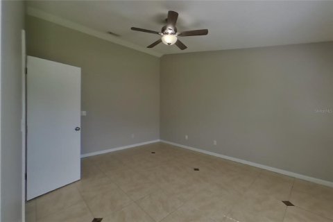 Villa ou maison à louer à Orlando, Floride: 3 chambres, 114.64 m2 № 2427575 - photo 8