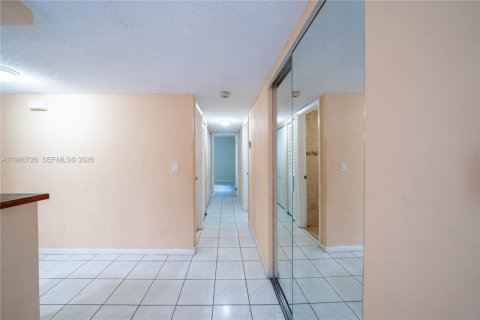 Condominio en alquiler en Coral Springs, Florida, 2 dormitorios, 104.98 m2 № 2027655 - foto 16