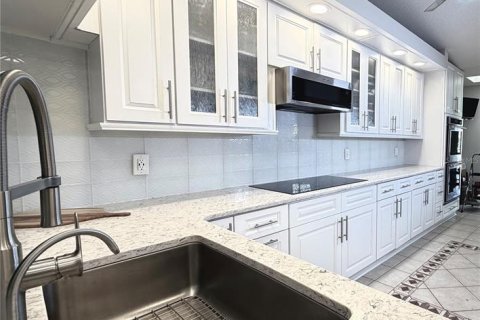 Condominio en venta en Sarasota, Florida, 2 dormitorios, 184.32 m2 № 2107682 - foto 7