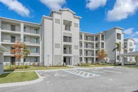 Condo in Venice, Florida, 2 bedrooms in WELLEN PARK № 2298189
