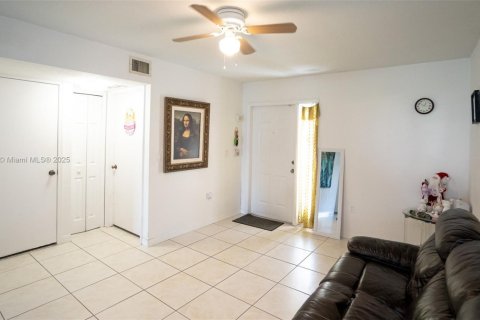Condo in Homestead, Florida, 2 bedrooms  № 1480407 - photo 3