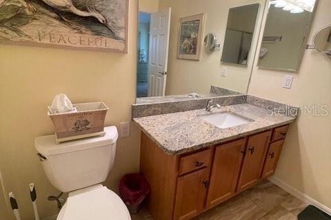 House in The Villages, Florida 2 bedrooms, 104.33 sq.m. № 1905665 - photo 22